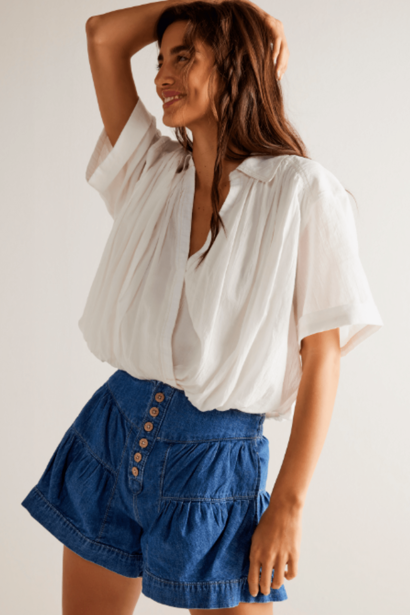 Free People: Fleur Denim Short in True Blue - J. Cole ShoesFREE PEOPLEFree People: Fleur Denim Short in True Blue