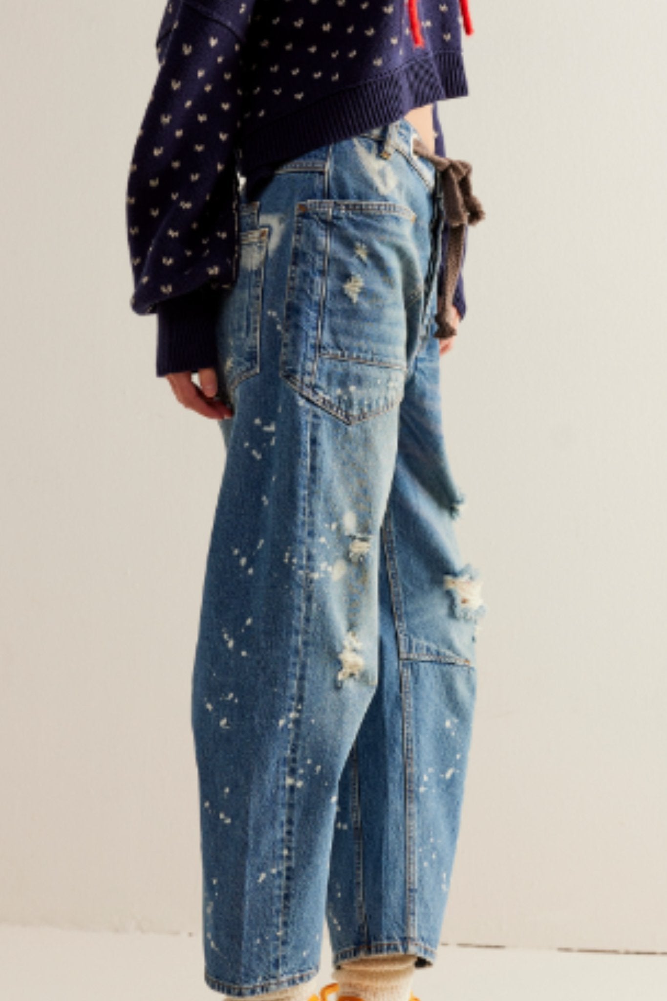 Free People: Moxie Low Slung Pull On Barrel Pant in Calypso - J. Cole ShoesFREE PEOPLEFree People: Moxie Low Slung Pull On Barrel Pant in Calypso