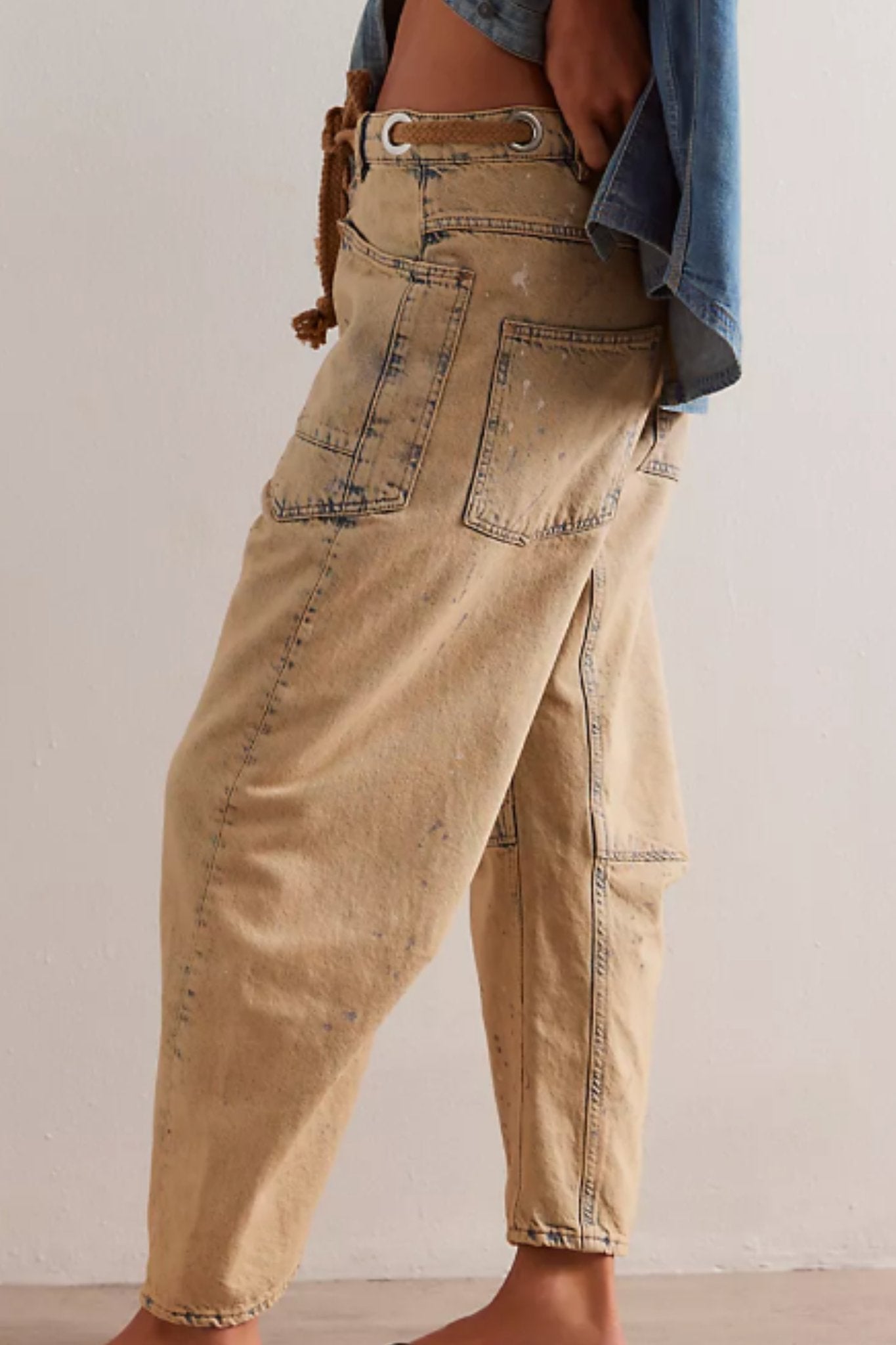 Free People: Moxie Low Slung Pull On Barrel Pant in Cowboy - J. Cole ShoesFREE PEOPLEFree People: Moxie Low Slung Pull On Barrel Pant in Cowboy