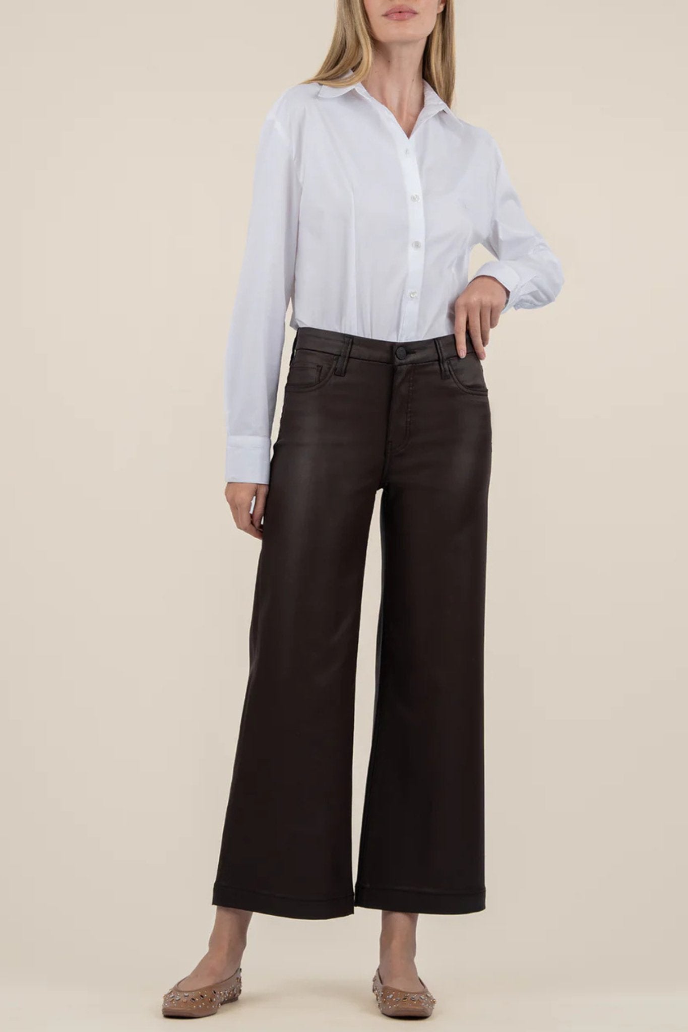 Kut From Kloth: Meg High Rise Fab Wide Leg in Chocolate - J. Cole ShoesKUT FROM KLOTHKut From Kloth: Meg High Rise Fab Wide Leg in Chocolate