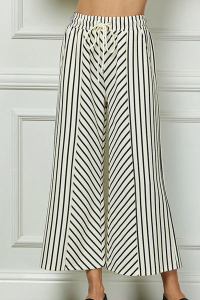 Linnie Wide leg pant in Black and White - J. Cole ShoesSEE AND BE SEENLinnie Wide leg pant in Black and White