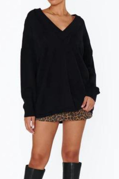 Show Me Your MuMu: Ozzy Oversized Sweater in Black - J. Cole ShoesSHOW ME YOUR MUMUShow Me Your MuMu: Ozzy Oversized Sweater in Black