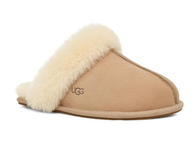 UGG: Scuffette II in Sand - J. Cole ShoesUGGUGG: Scuffette II in Sand