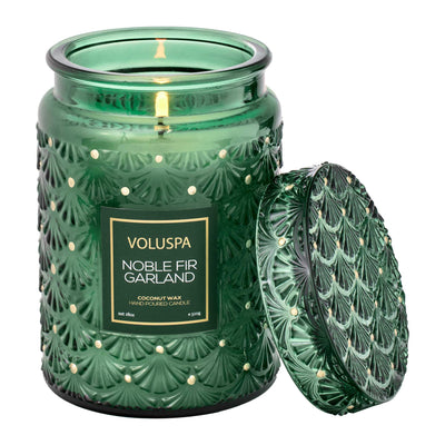 Voluspa: Noble Fir Garland Large Jar 18oz - J. Cole ShoesVOLUSPAVoluspa: Noble Fir Garland Large Jar 18oz