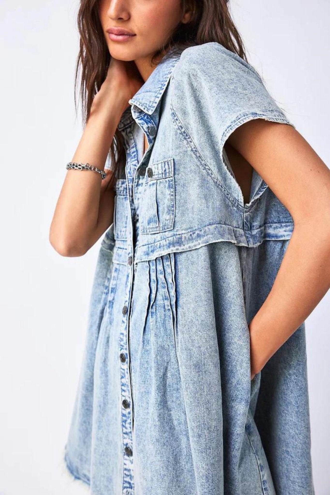 Free People: Ronnie Denim Tunic - J. Cole ShoesFREE PEOPLEFree People: Ronnie Denim Tunic