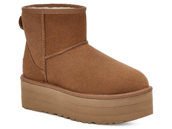 UGG Classic Mini Platform in Chestnut